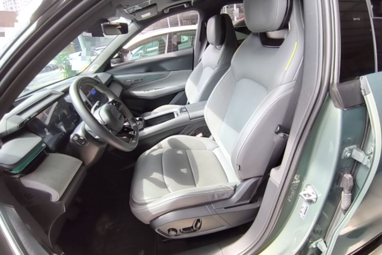 Used Lynk & Co 08 EM-P 2023 220km All-Wheel-Drive Performance Halo Left Front Seat