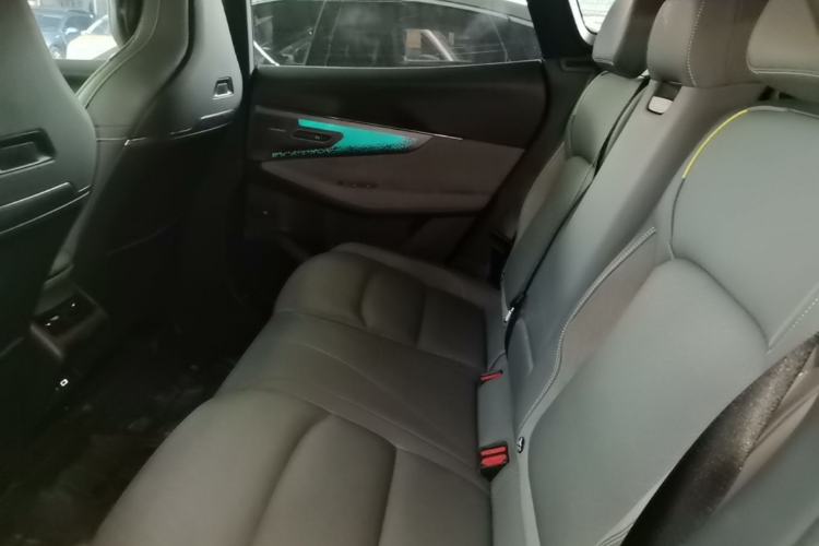 Used Lynk & Co 08 EM-P 2023 220km All-Wheel-Drive Performance Halo Left Rear Seat