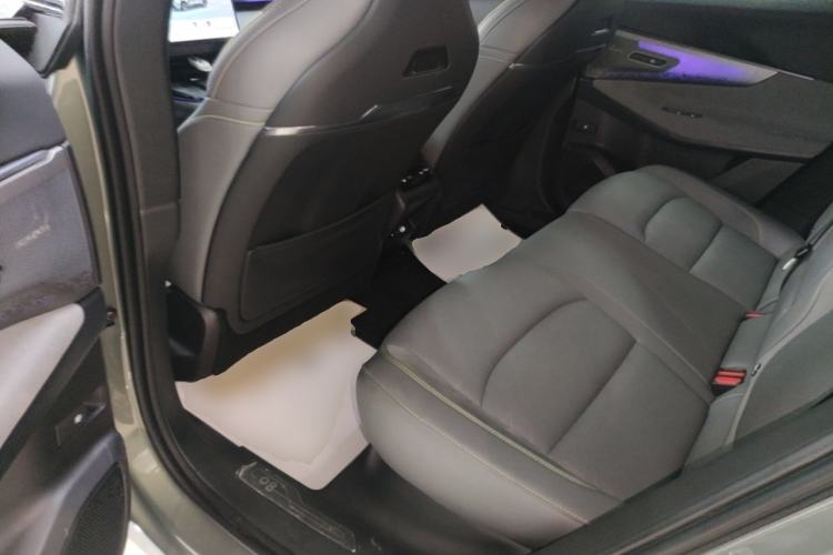 Used Lynk & Co 08 EM-P 2023 220km All-Wheel-Drive Performance Halo Left Rear Seat