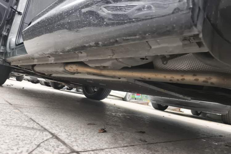 Used Lynk & Co 08 EM-P 2023 220 km Limited-Time Edition Left Side Sill