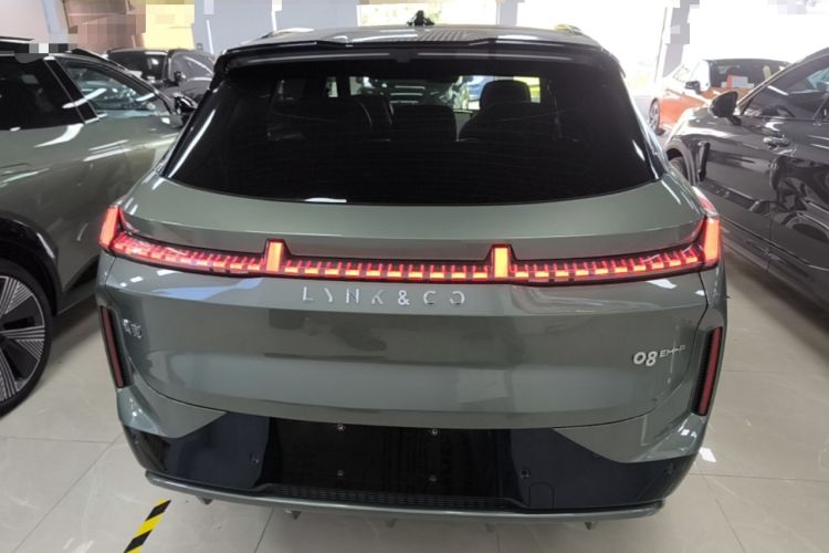 Used Lynk & Co 08 EM-P 2023 220km All-Wheel-Drive Performance Halo Rear