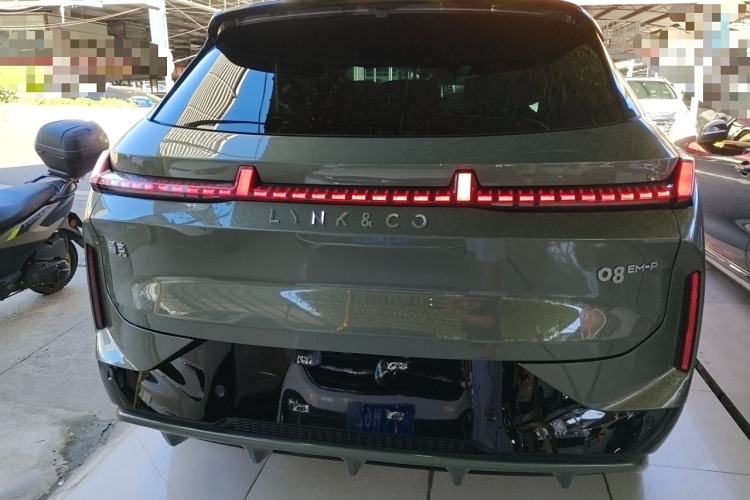 Used Lynk & Co 08 EM-P 2023 220km All-Wheel-Drive Performance Halo Rear