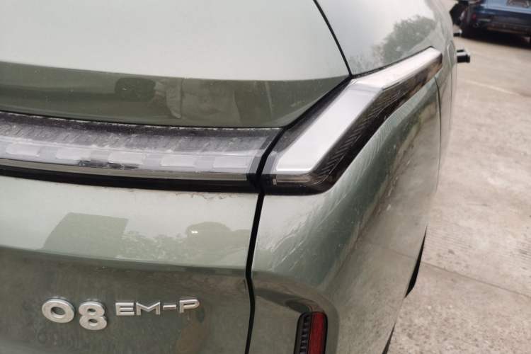 Used Lynk & Co 08 EM-P 2023 220km All-Wheel-Drive Performance Halo Right Rear Taillight