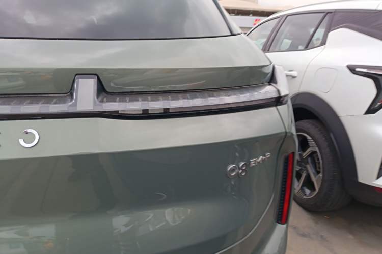 Used Lynk & Co 08 EM-P 2023 220km All-Wheel-Drive Performance Halo Right Rear Taillight
