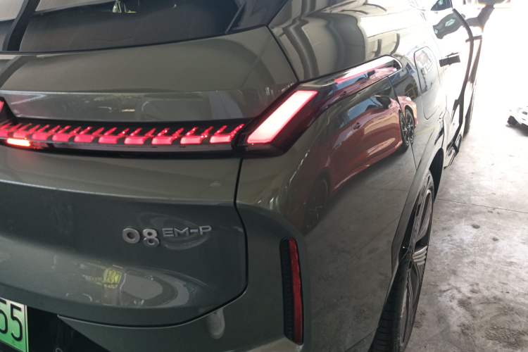 Used Lynk & Co 08 EM-P 2023 220km All-Wheel-Drive Performance Halo Right Rear Taillight