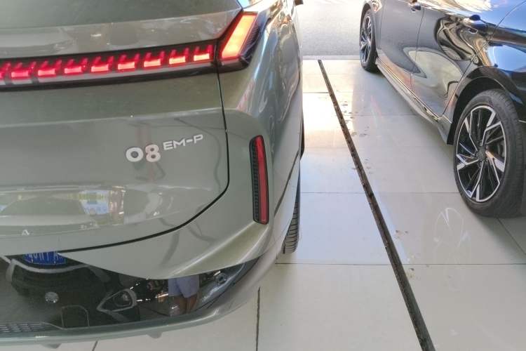 Used Lynk & Co 08 EM-P 2023 220km All-Wheel-Drive Performance Halo Right Rear Taillight