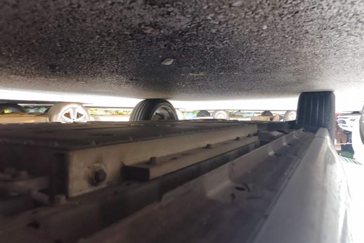 Used Lynk & Co 08 EM-P 2023 220km All-Wheel-Drive Performance Halo Right Side Sill