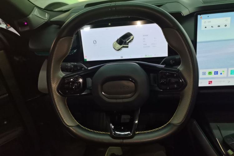 Used Lynk & Co 08 EM-P 2023 220km All-Wheel-Drive Performance Halo Steering Wheel