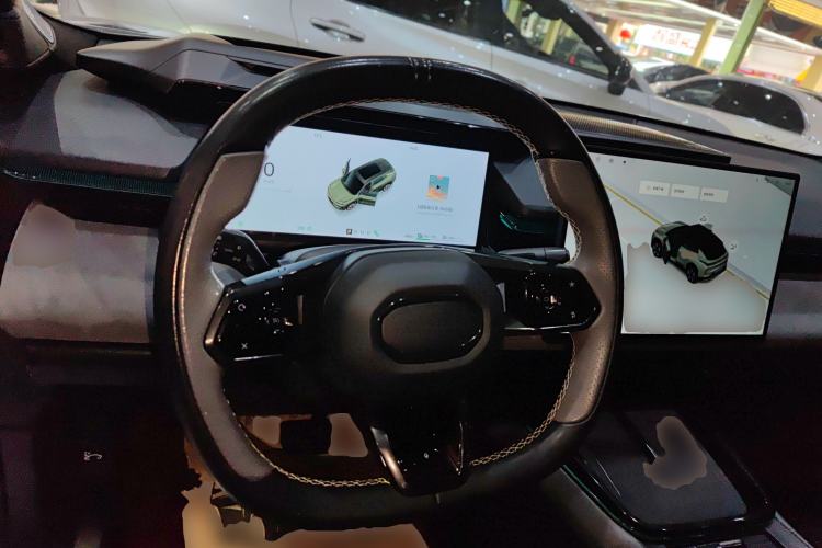 Used Lynk & Co 08 EM-P 2023 220 km Limited-Time Edition Steering Wheel