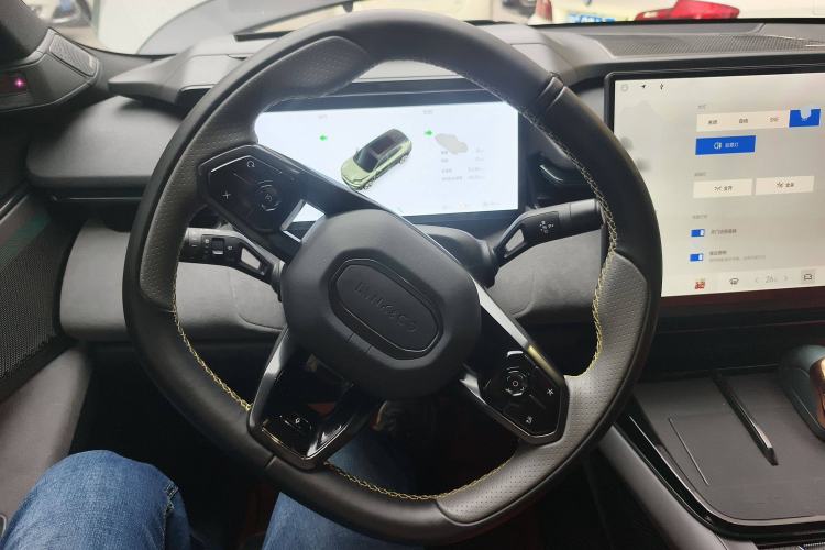 Used Lynk & Co 08 EM-P 2023 220 km Limited-Time Edition Steering Wheel