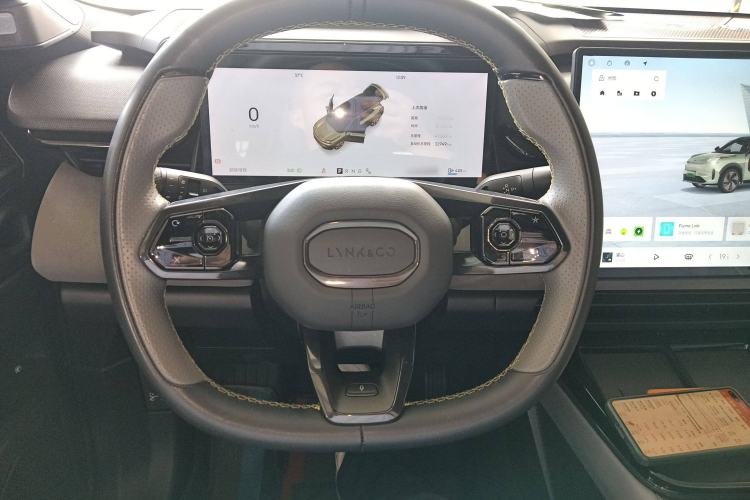 Used Lynk & Co 08 EM-P 2023 220km All-Wheel-Drive Performance Halo Steering Wheel