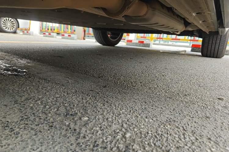 Used Lynk & Co 08 EM-P 2023 120km Long-Range Halo Chassis Front Left