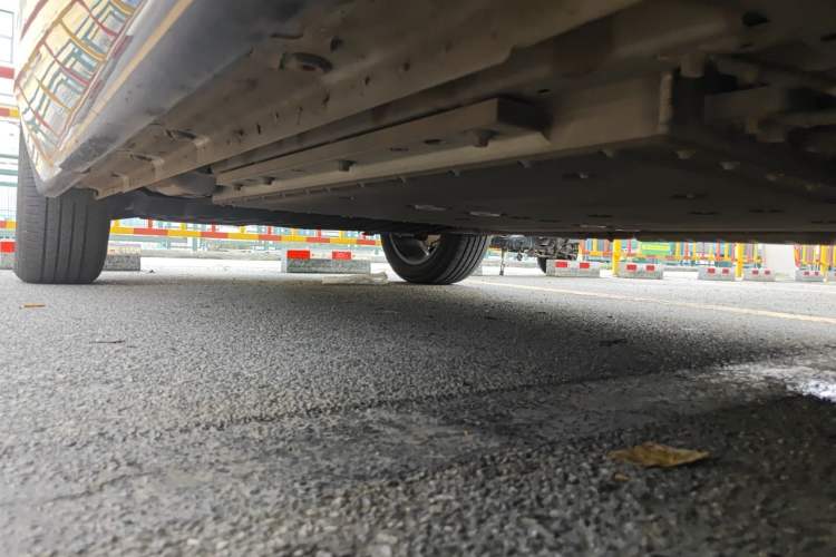 Used Lynk & Co 08 EM-P 2023 120km Long-Range Halo Chassis Front Right