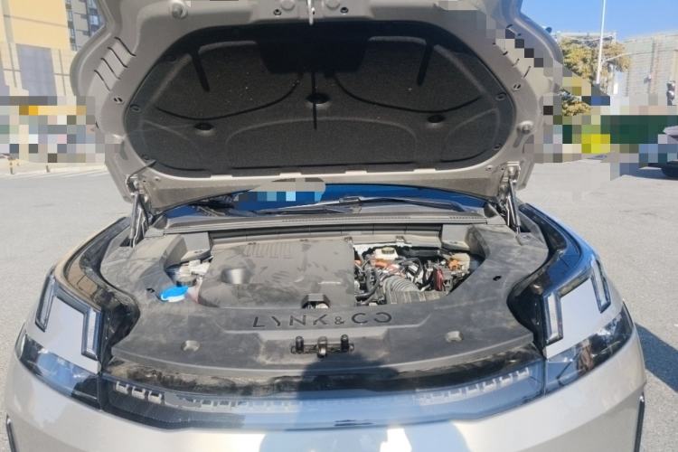 Used Lynk & Co 08 EM-P 2023 245km Ultra-Long Range Halo Engine Bay