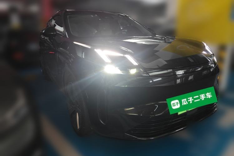 Used Lynk & Co 08 EM-P 2023 245km Ultra-Long Range Halo Front Right 45 Deg