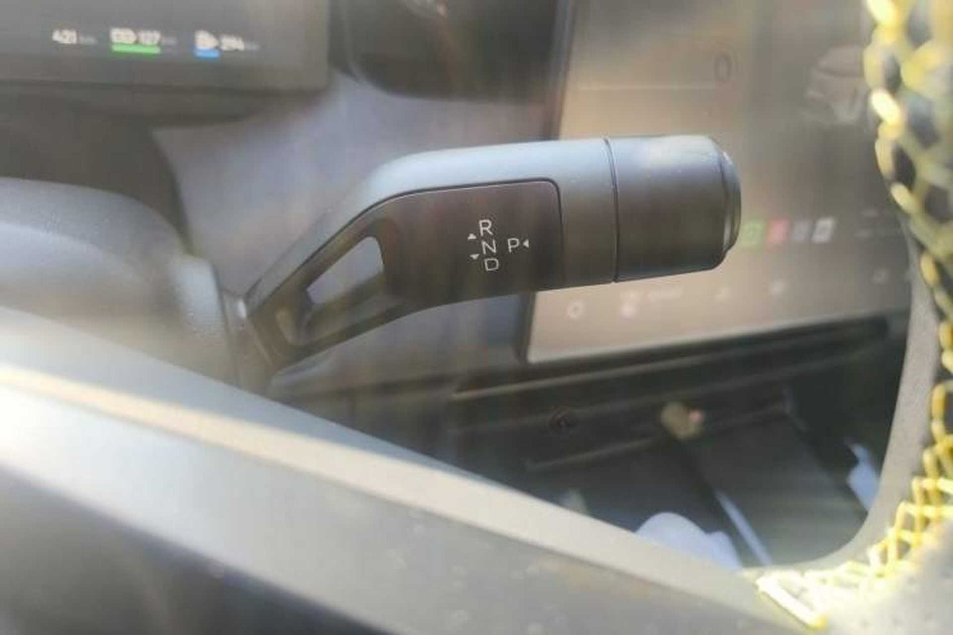 Used Lynk & Co 08 EM-P 2023 245km Ultra-Long Range Halo Gear Lever