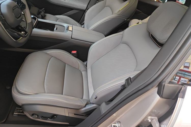 Used Lynk & Co 08 EM-P 2023 120km Long-Range Halo Left Front Seat