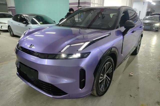 Used Lynk & Co 08 EM-P 2023 120km Long-Range Halo