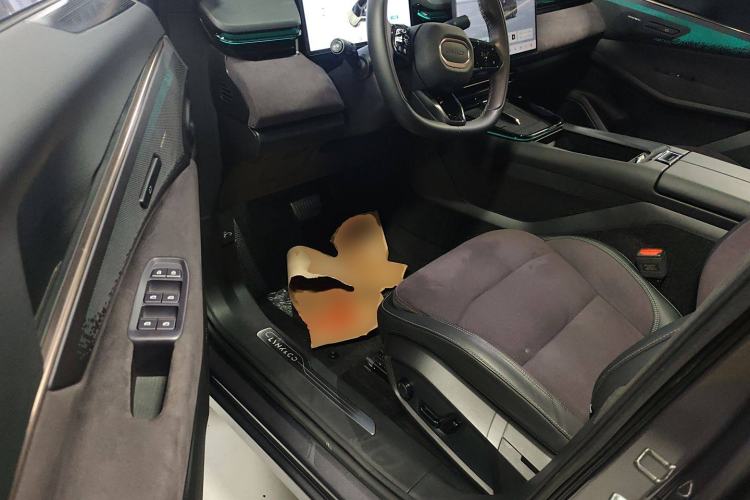 Used Lynk & Co 08 EM-P 2023 220 km Limited-Time Edition Driver Seat