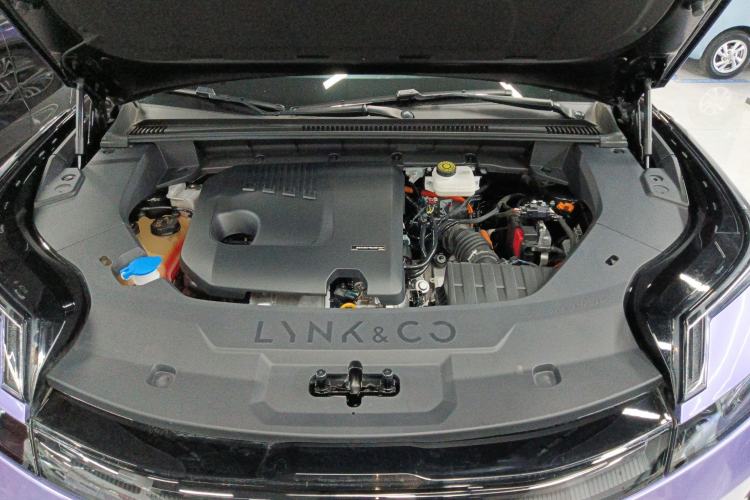 Used Lynk & Co 08 EM-P 2023 120km Long-Range Halo Engine Bay