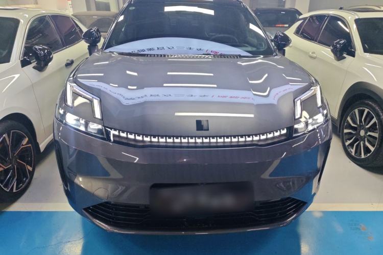 Used Lynk & Co 08 EM-P 2023 220 km Limited-Time Edition Exterior 1