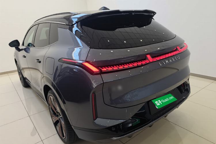 Used Lynk & Co 08 EM-P 2023 220 km Limited-Time Edition Exterior 2