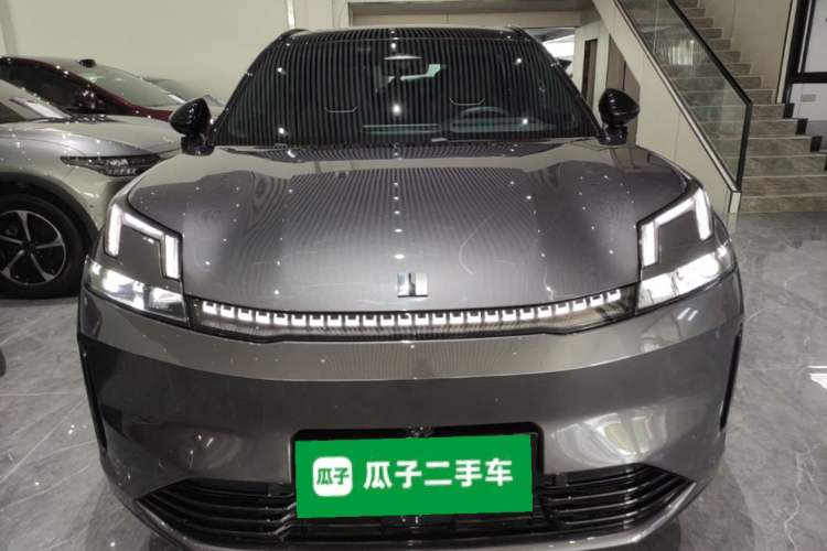 Used Lynk & Co 08 EM-P 2023 220 km Limited-Time Edition Front
