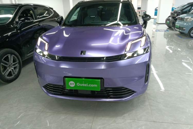 Used Lynk & Co 08 EM-P 2023 120km Long-Range Halo Front