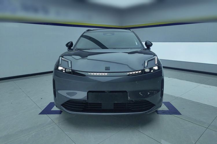 Used Lynk & Co 08 EM-P 2023 220 km Limited-Time Edition Front
