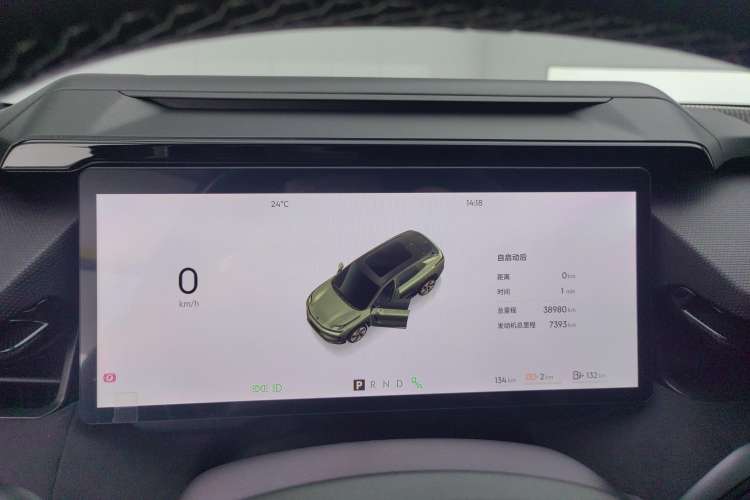 Used Lynk & Co 08 EM-P 2023 220 km Limited-Time Edition Instrument Cluster