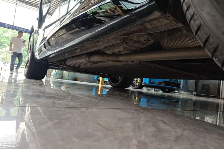 Used Lynk & Co 08 EM-P 2023 220 km Limited-Time Edition Left Side Sill