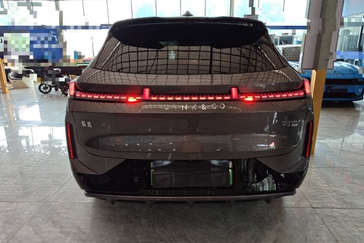 Used Lynk & Co 08 EM-P 2023 220 km Limited-Time Edition Rear