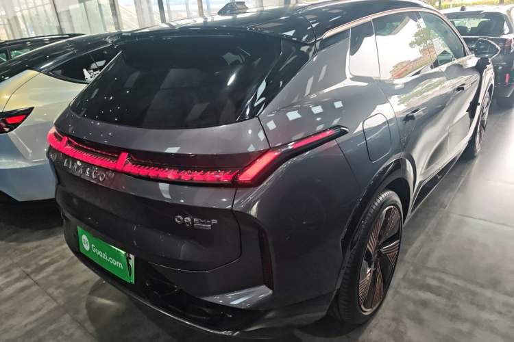 Used Lynk & Co 08 EM-P 2023 220 km Limited-Time Edition Rear Right 45 Deg