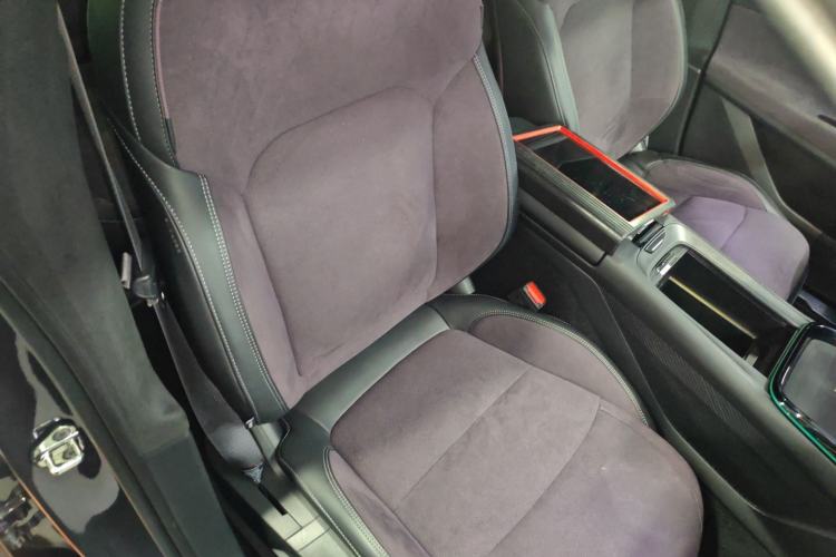 Used Lynk & Co 08 EM-P 2023 220 km Limited-Time Edition Right Front Seat