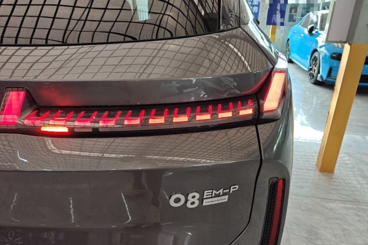 Used Lynk & Co 08 EM-P 2023 220 km Limited-Time Edition Right Rear Taillight