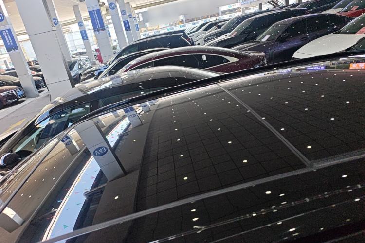 Used Lynk & Co 08 EM-P 2023 220 km Limited-Time Edition Roof