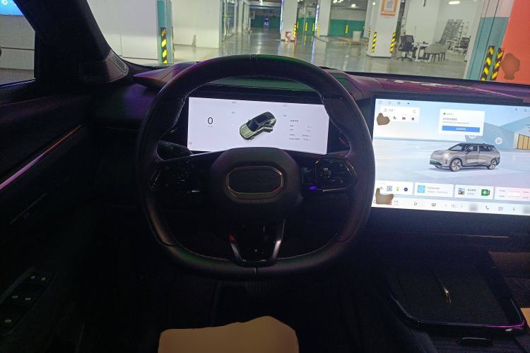 Used Lynk & Co 08 EM-P 2023 220 km Limited-Time Edition Steering Wheel