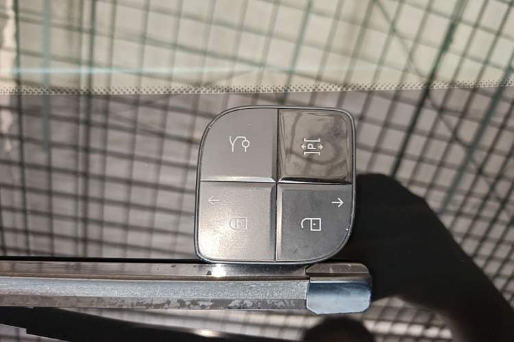 Used Lynk & Co 08 EM-P 2023 220 km Limited-Time Edition Vehicle Key