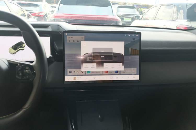 Used Lynk & Co 08 EM-P 2023 245km Ultra-Long Range Halo Audio And AC Panel