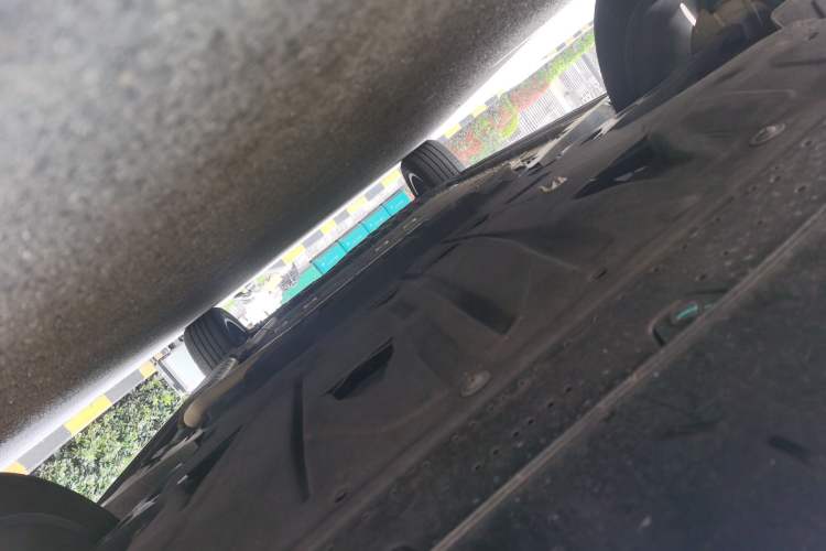 Used Lynk & Co 08 EM-P 2023 120km Long-Range Halo Chassis Front