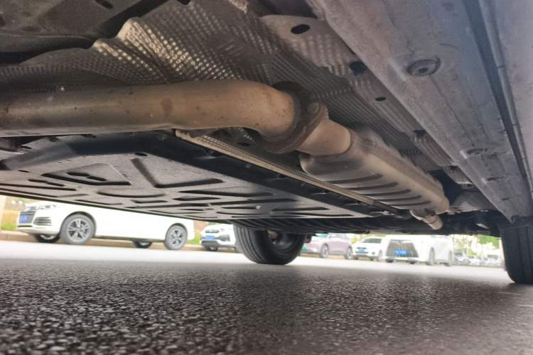 Used Lynk & Co 08 EM-P 2023 120km Long-Range Halo Chassis Front Left