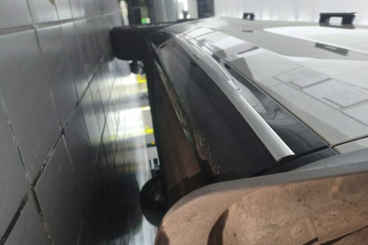 Used Lynk & Co 08 EM-P 2023 120km Long-Range Pro Chassis Front Right