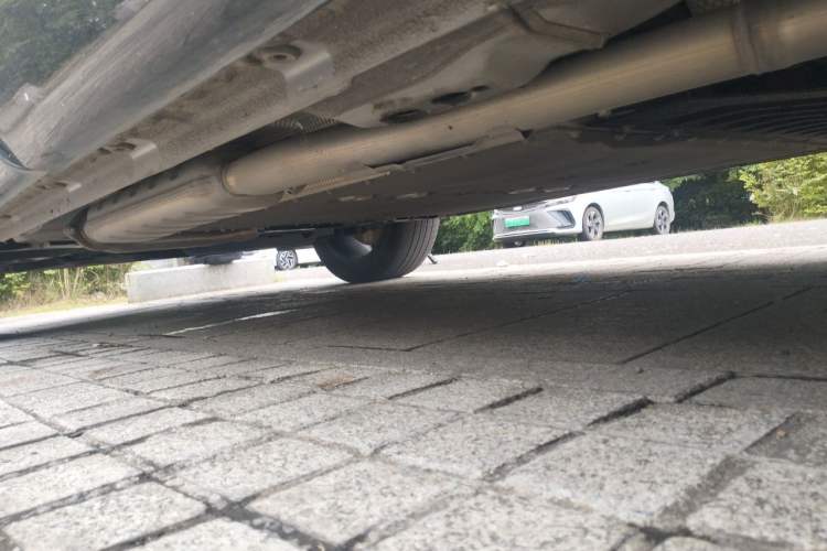 Used Lynk & Co 08 EM-P 2023 120km Long-Range Halo Chassis Rear Left