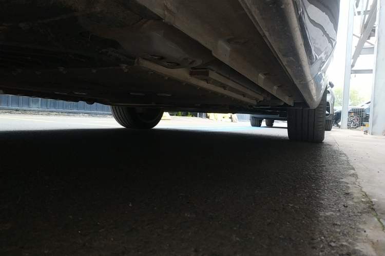 Used Lynk & Co 08 EM-P 2023 120km Long-Range Halo Chassis Rear Right