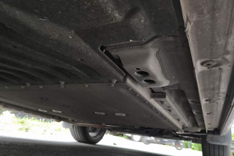Used Lynk & Co 08 EM-P 2023 120km Long-Range Pro Chassis Rear Right