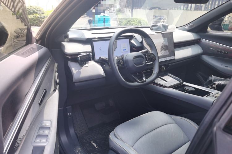 Used Lynk & Co 08 EM-P 2023 120km Long-Range Halo Driver Seat