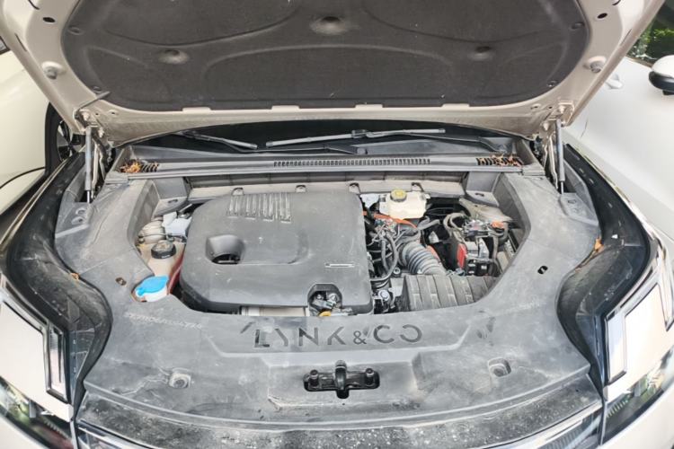 Used Lynk & Co 08 EM-P 2023 245km Ultra-Long Range Halo Engine Bay