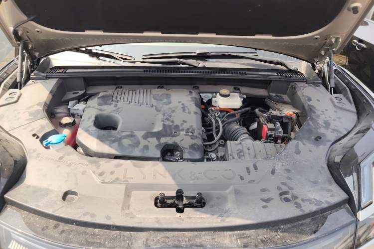 Used Lynk & Co 08 EM-P 2023 245km Ultra-Long Range Halo Engine Bay