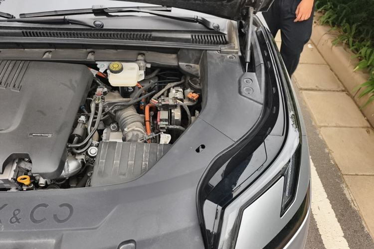 Used Lynk & Co 08 EM-P 2023 120km Long-Range Halo Engine Bay Left