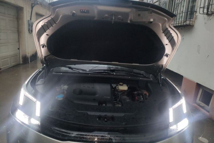 Used Lynk & Co 08 EM-P 2023 120km Long-Range Halo Engine Bay